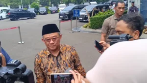 Presiden Prabowo Subianto Diskusikan Sarana Belajar dengan Mendikdasmen Abdul Mu’ti